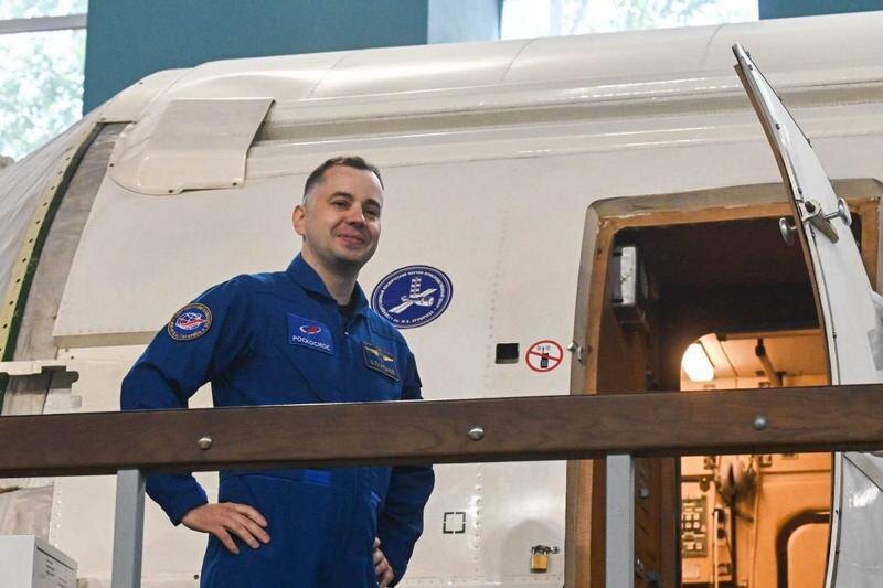    Telegram-канал Роскосмоса. Космонавт Олег Платонов