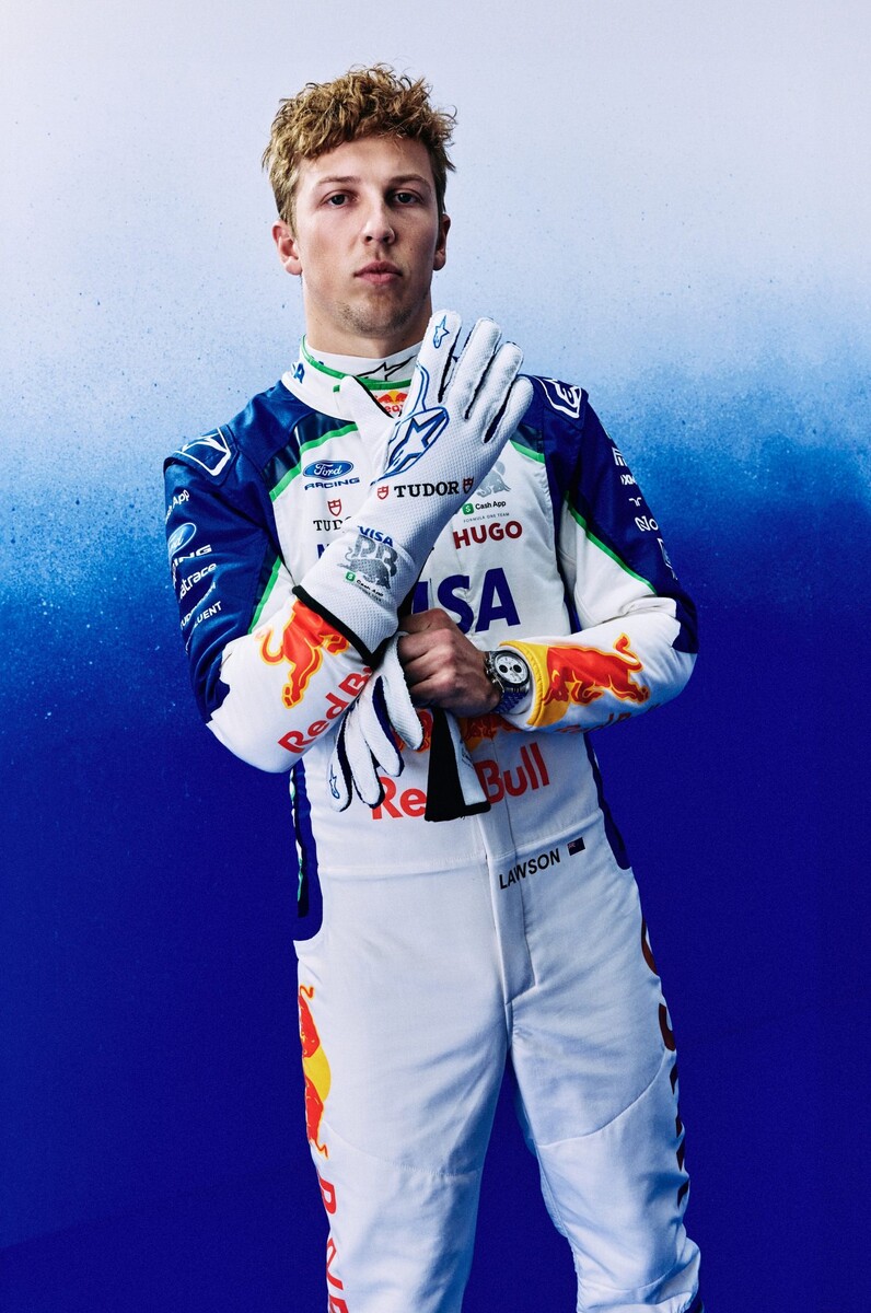    Экипировка Visa Cash App Racing Bulls на сезон-2026Фото: Visa Cash App Racing Bulls