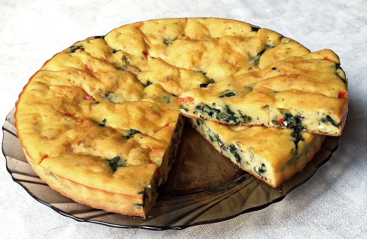 Хлебное можно заменить вкуснейшей альтернативной выпечкой. Лепешка с сыром и шпинатом от Ирины Антошиной. 