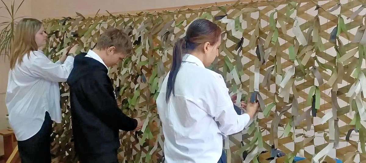    Студенты Курганинска помогают бойцам