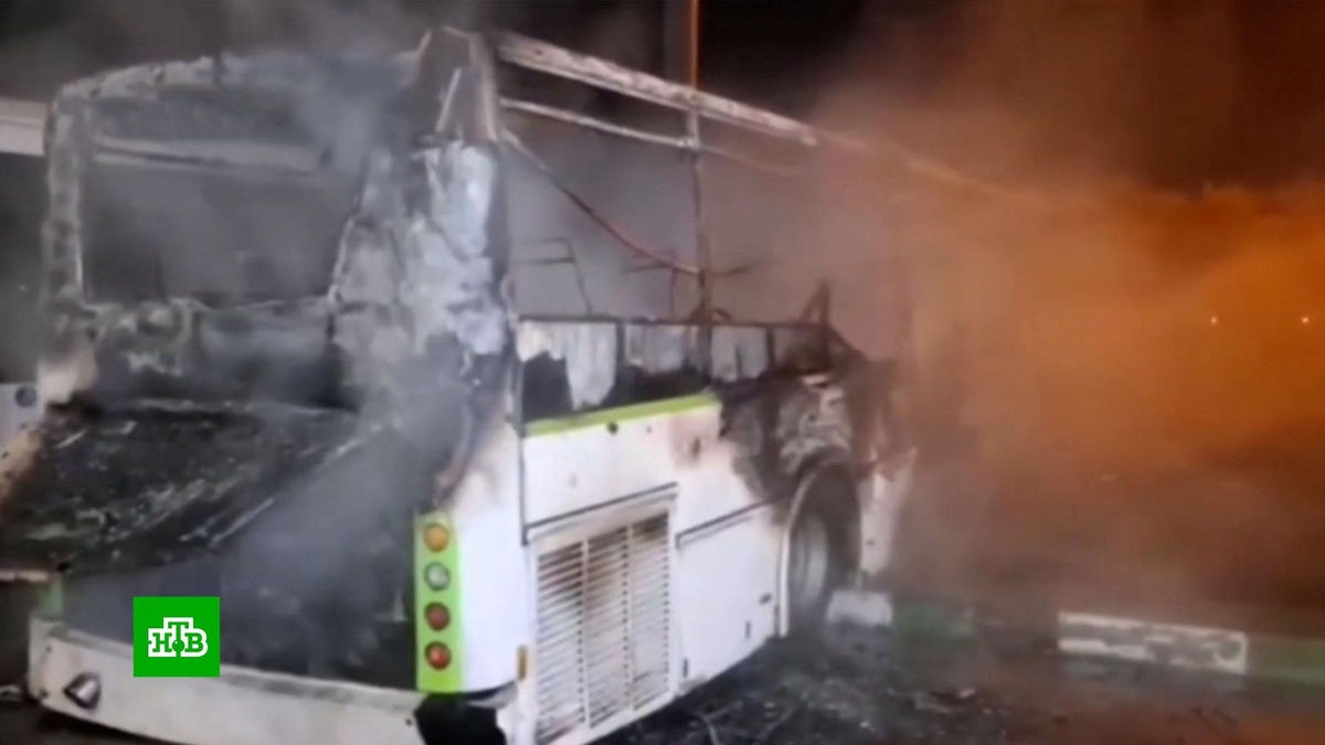    Власти Ирана закрыли воздушное пространство над страной