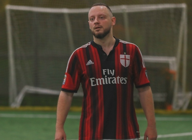 Его называют двойником Леши Свика...