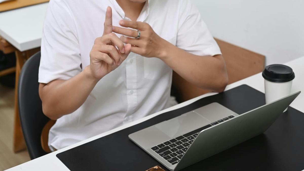 Вопрос на засыпку - нужно ли менять счётчик метрики при переезде сайта.