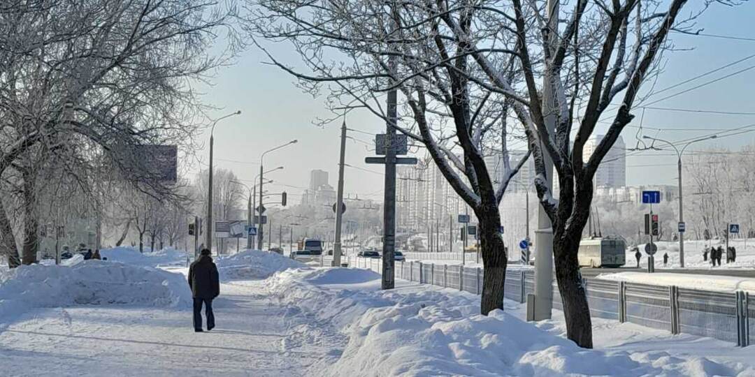 А в Минске зима! Холодно и очень красиво!