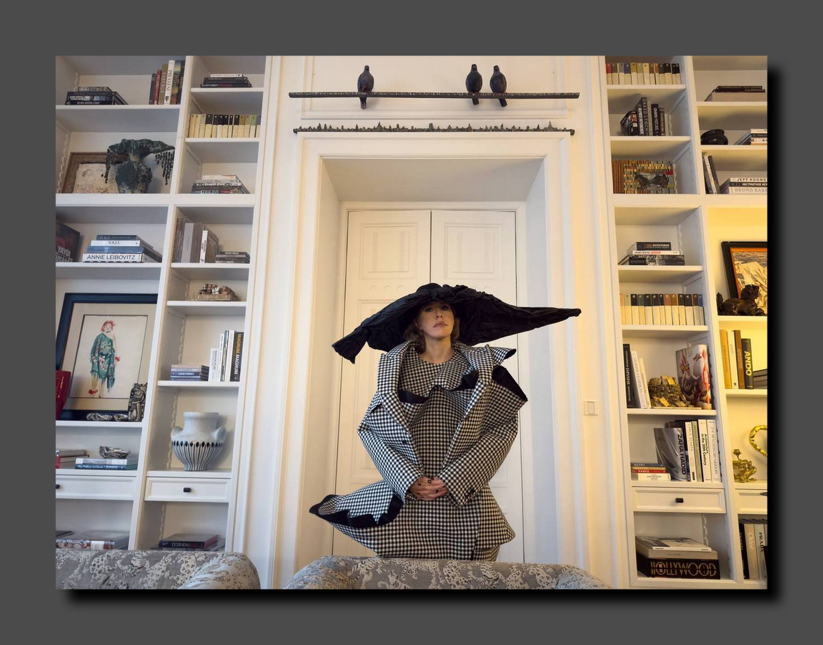 Ксения Собчак в своей новой квартире. Скриншот https://t.me/ksbchk