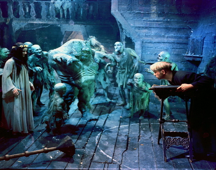 Фото: Яндекс картинки. Кадр их к/ф "Вий" (1967 год, Мосфильм)