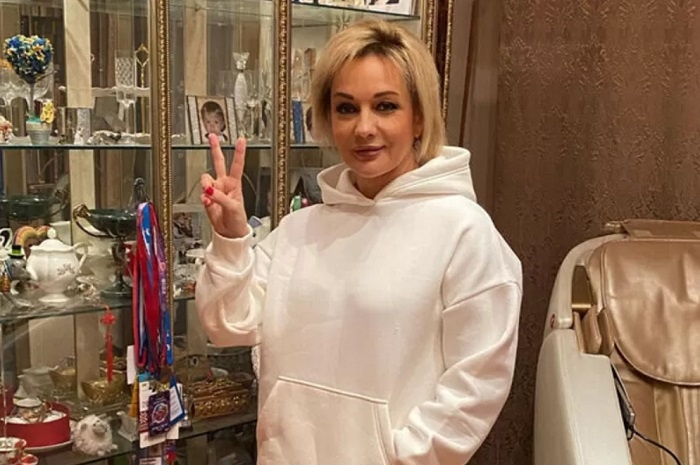 Татьяна Буланова дома