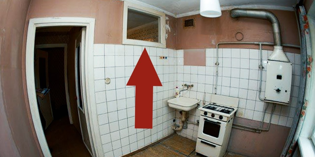 Загадка советской инженерии: зачем на самом деле в хрущёвках делали окно между ванной и кухней?