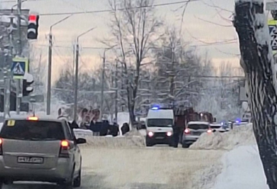    На место выехали медики, есть пострадавшие. Фото: соцсети.