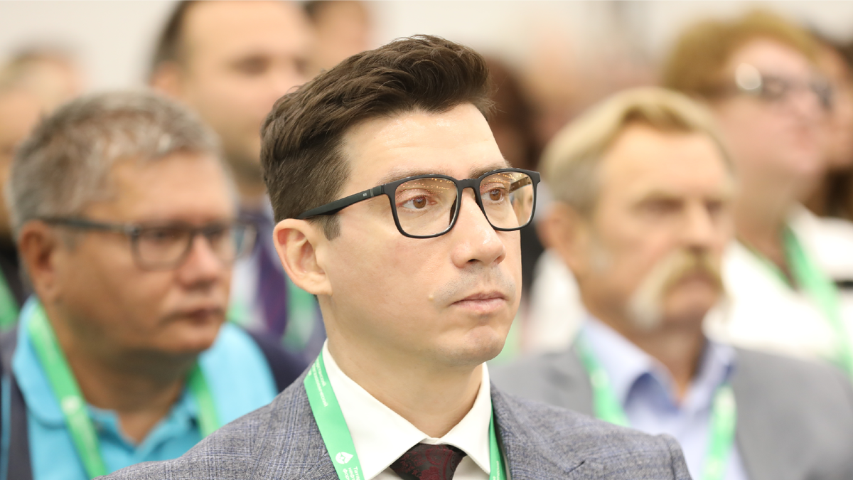 Заведующий кафедрой физики Казанского национального исследовательского технологического университета (КНИТУ) Кирилл Холин.