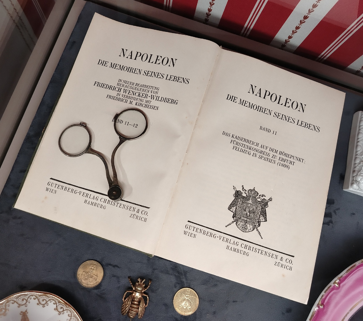 Лорнет из экспозиции Музея Тильзитского мира