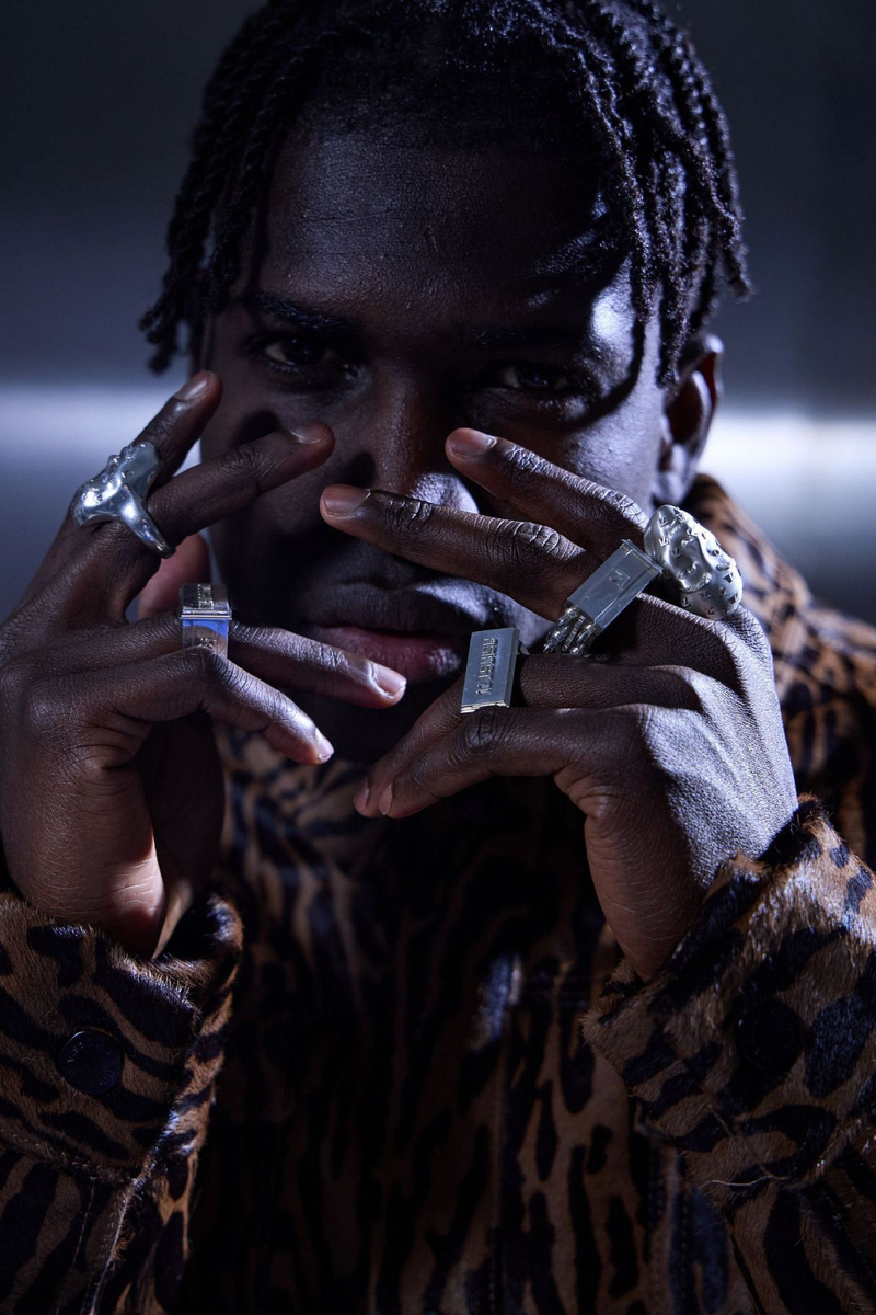 Листайте вправо, чтобы увидеть больше изображений