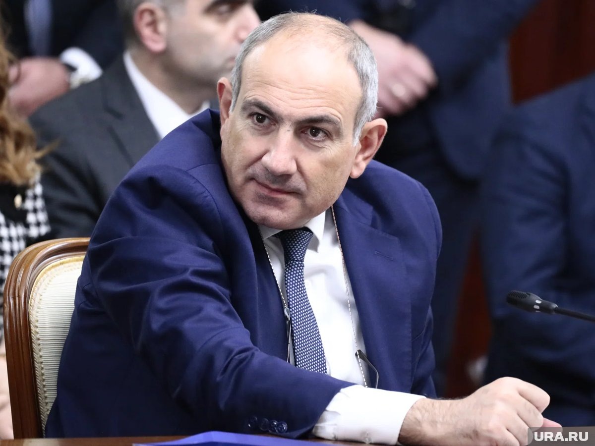     Пашинян обратился к РФ с просьбой восстановить железную дорогу в Турцию и Азербайджан