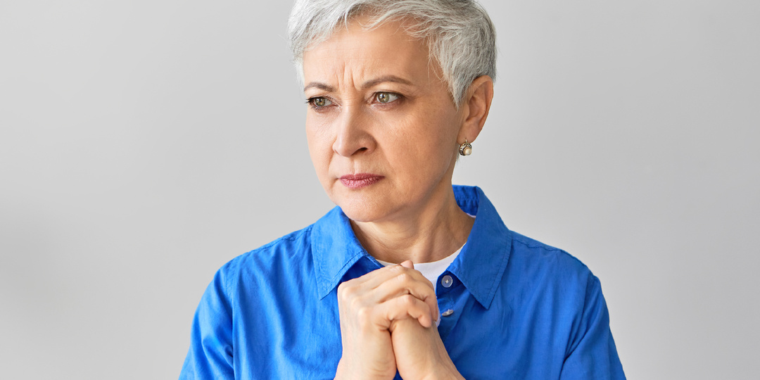 — Катись ко всем чертям, —расхохоталась как гиена Наташа. Андрей в ужасе замер