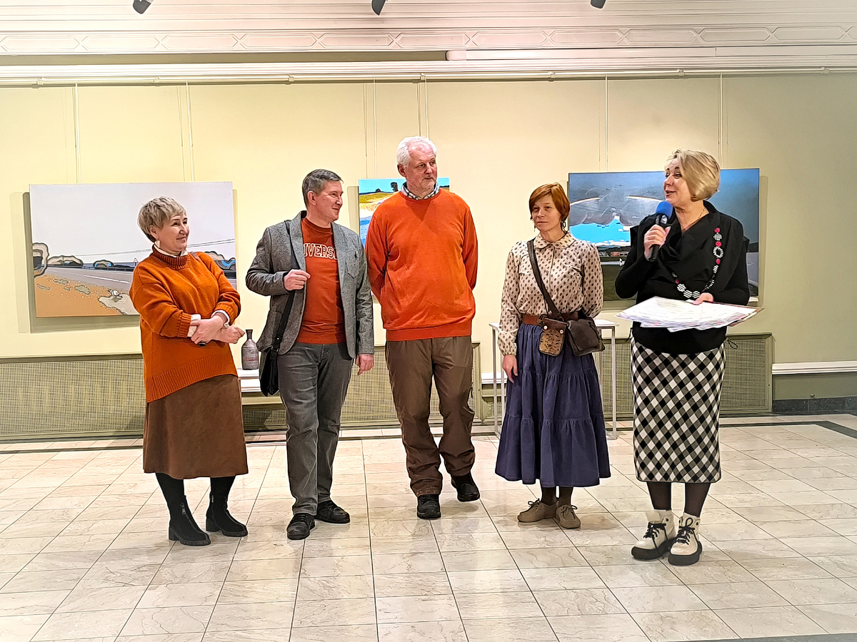 На фото слева направо: Светлана Шубникова, Сергей Атавин, Сергей Пуртян, Татьяна Пуртян, Наталья Сысоева (© Анна, «Маяк энерджайзера»)