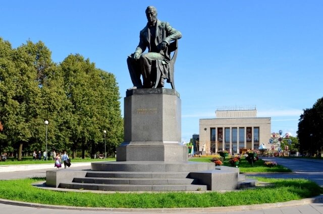    Александр Грибоедов остаётся популярным драматургом до сих пор. Фото: wikipedia.org