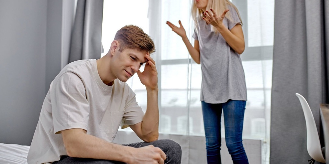 – Жених не муж, подвинется! – говорит тот, кто разбил моё сердце несколько лет назад и исчез