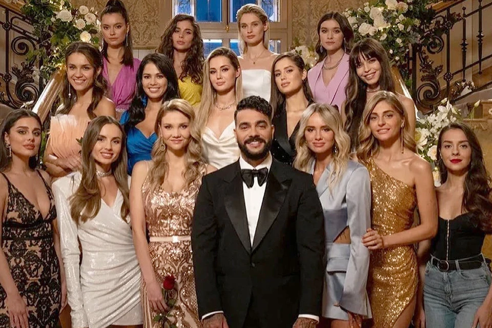 Тимати и участницы шоу «Холостяк» в 2020 г. Фото: Личная страничка героя публикации в соцсети.
