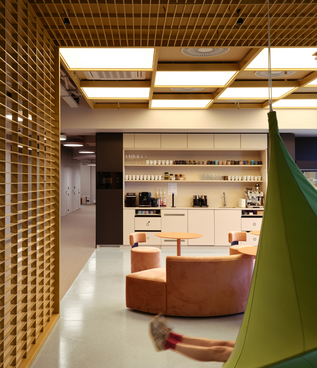 Лаунж-зон офиса Яндекса в БЦ «Бенуа»