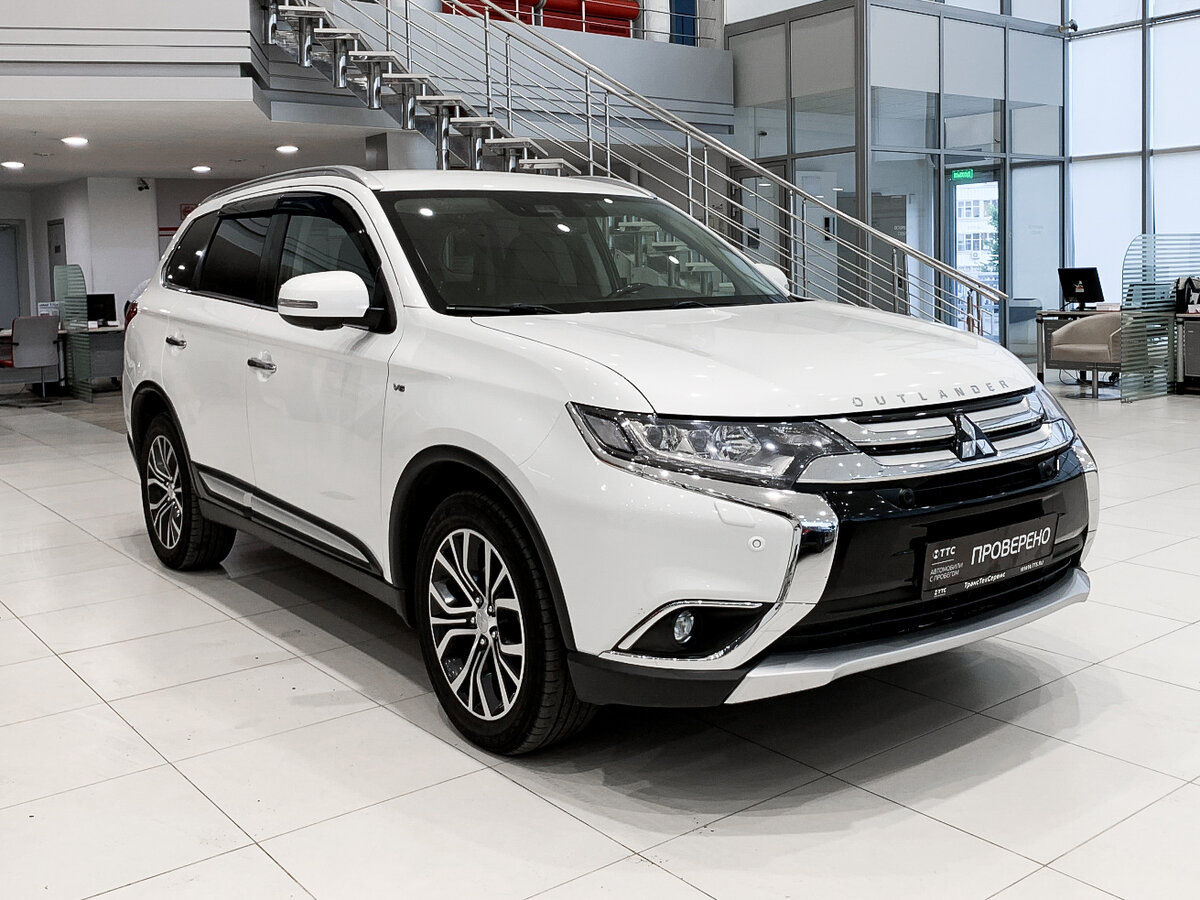 Mitsubishi Outlander. Яндекс Картинки