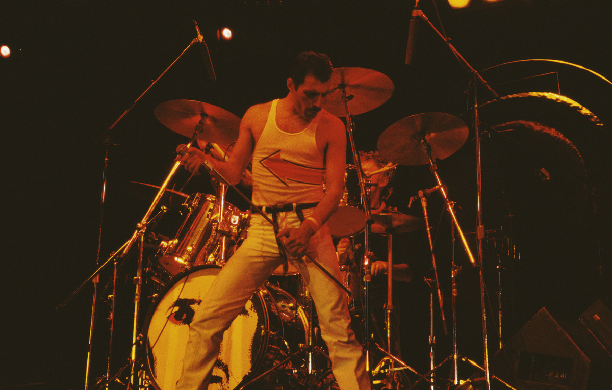    Фредди Меркьюри  Fox Photos/Hulton Archive/Getty Images