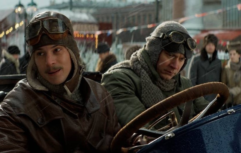    Кадр из фильма "Битва моторов"  "Централ Партнершип"