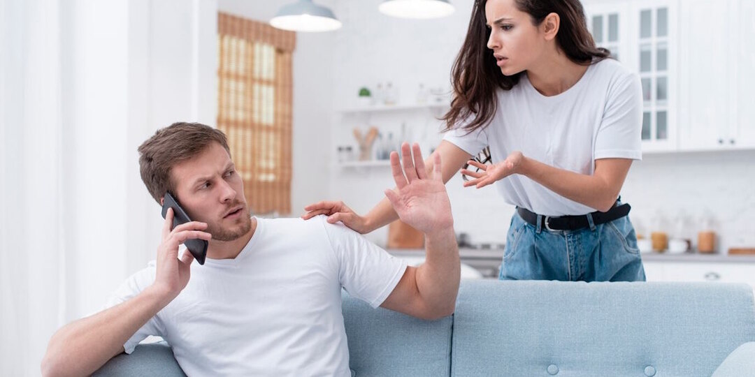 Как понять, что партнер тебя больше не слышит и не собирается даже попытаться