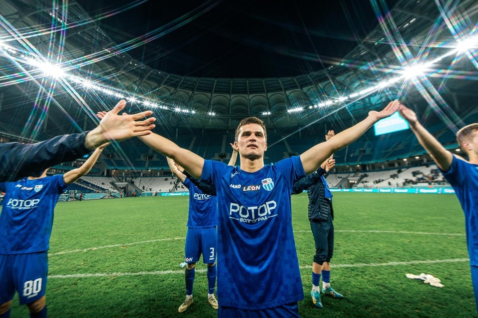    Мальцев стал шестым футболистом, попрощавшимся с "Ротором". Фото: СК "Ротор".