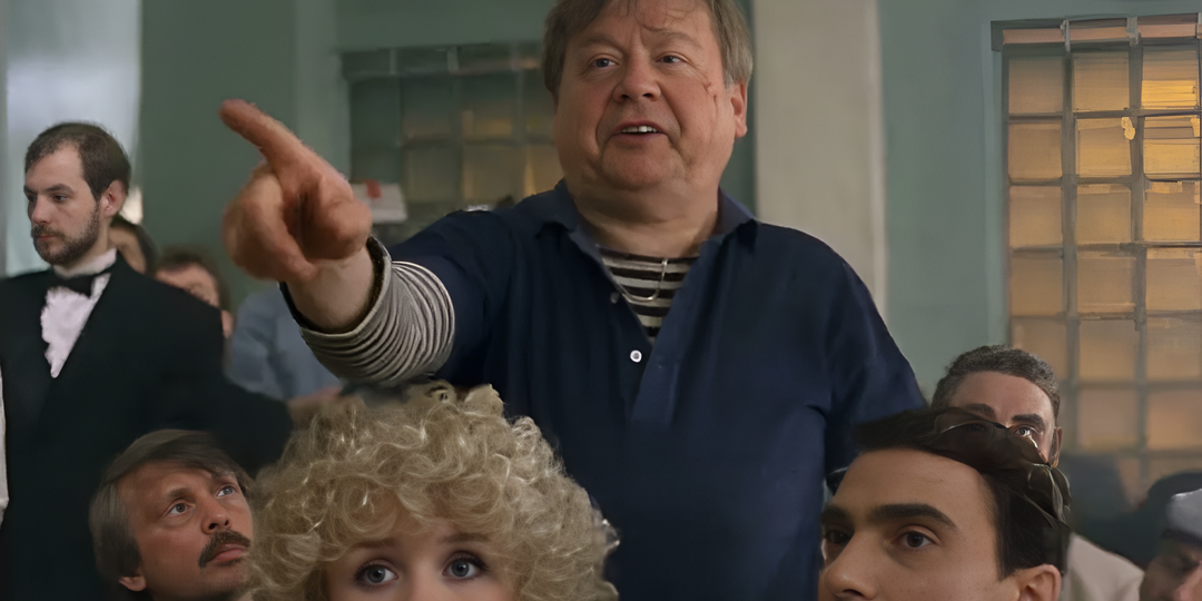 «В Химках деревянными членами торговал!»: Разгадываем самую скабрезную (на первый взгляд) шутку из «Ширли-мырли»