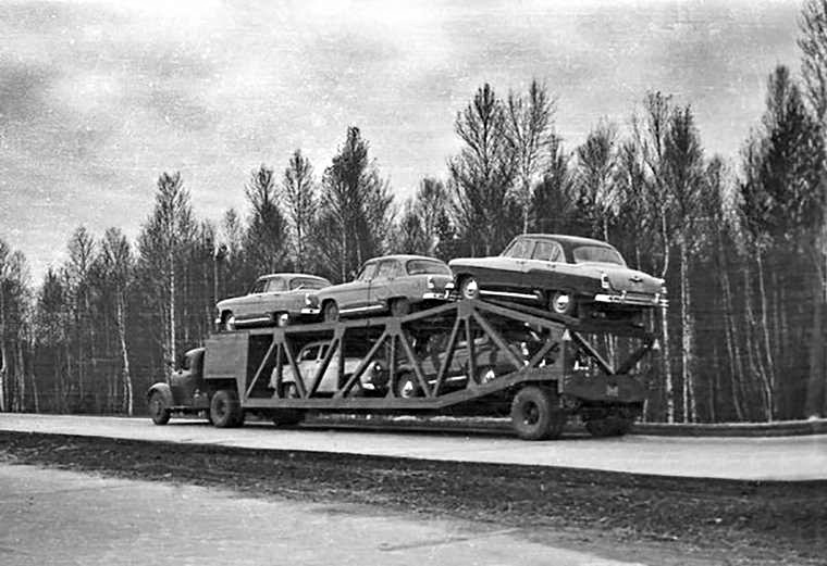 От танковозов до автовозов: как советские инженеры превратили недельную доставку новых машин в дело нескольких часов