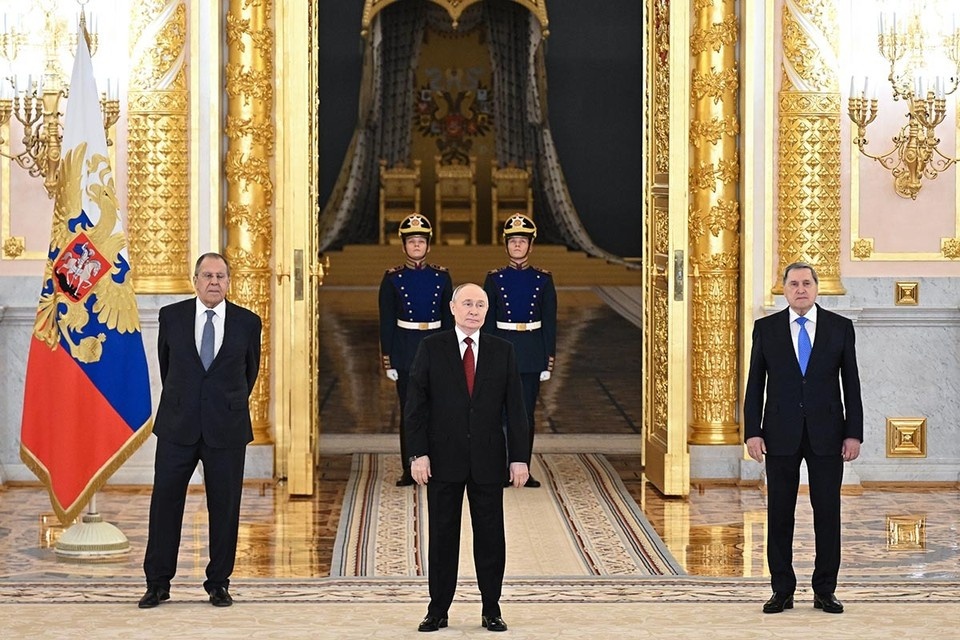    Президент России принял верительные грамоты у иностранных послов в Александровском зале. Фото: Сергей Бобылев/POOL/ТАСС