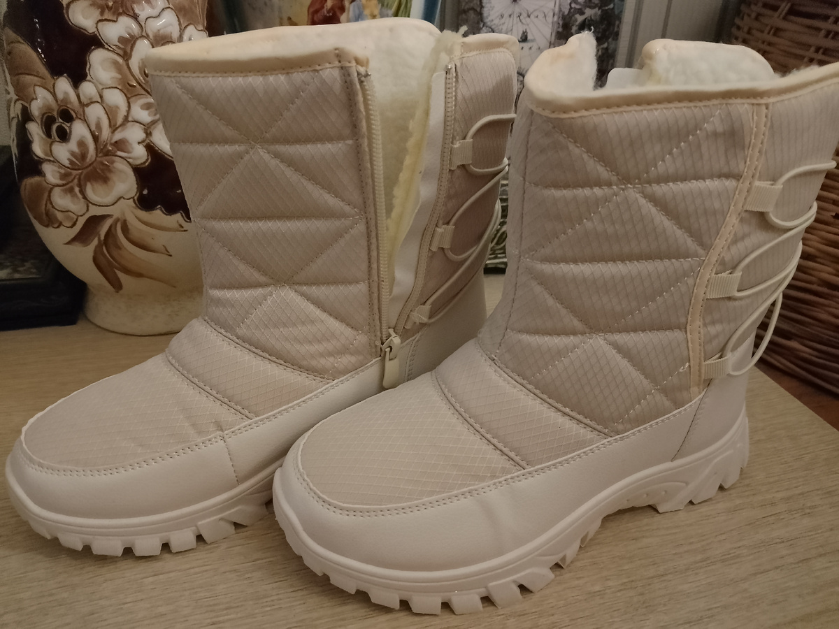 Фото  автора, купила дутики