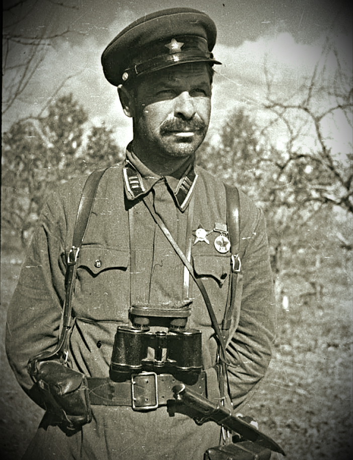 Подполковник Шукшин Константин Дмитриевич командир 96 танкового полка 48 танковой дивизии, командир партизанского отряда "За Родину"