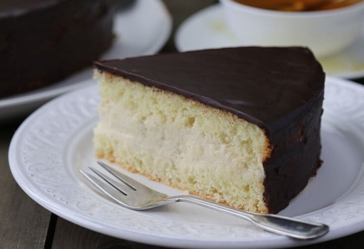 Торт Чародейка