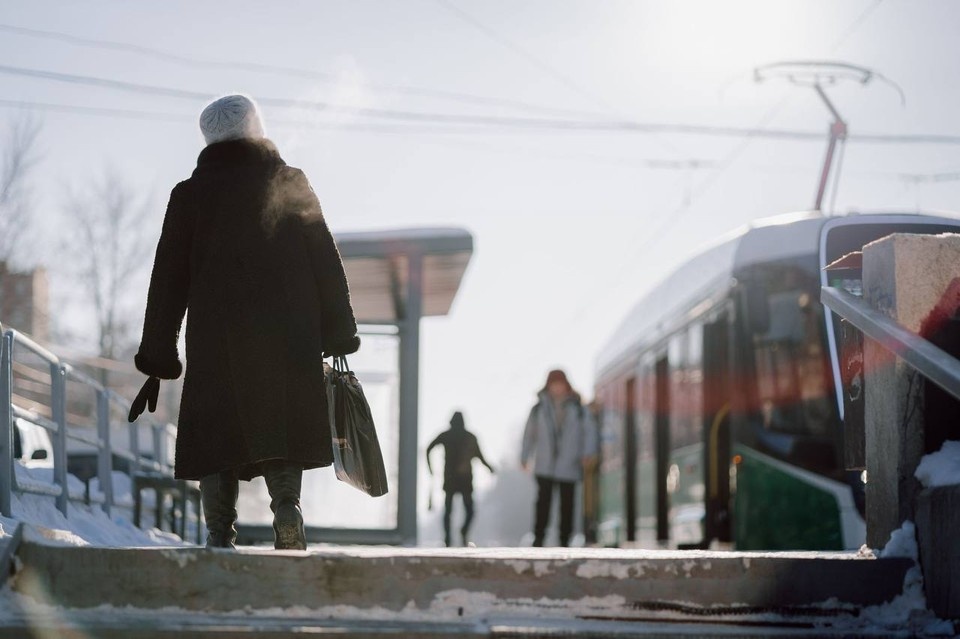    Арктический антициклон принес сильные морозы в Челябинскую область Дарья МАКСИМОВА
