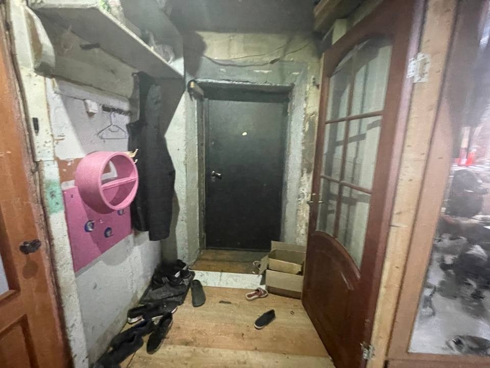    Детей, запертых в квартире, обнаружили органы опеки. Фото: предоставлено СУ СК России по Новосибирской области