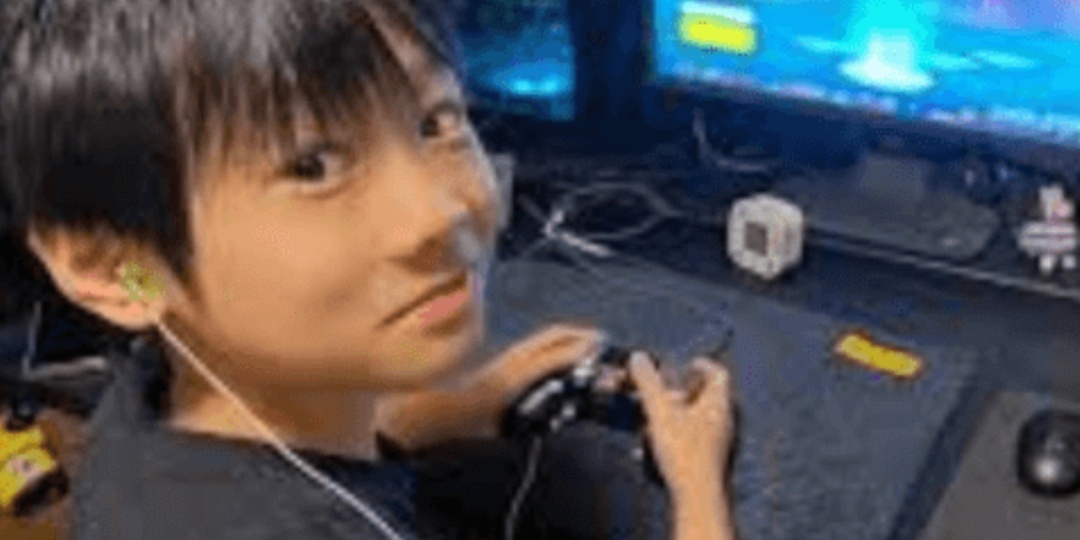 Родители разрешили сыну бросить школу ради компьютерной игры.