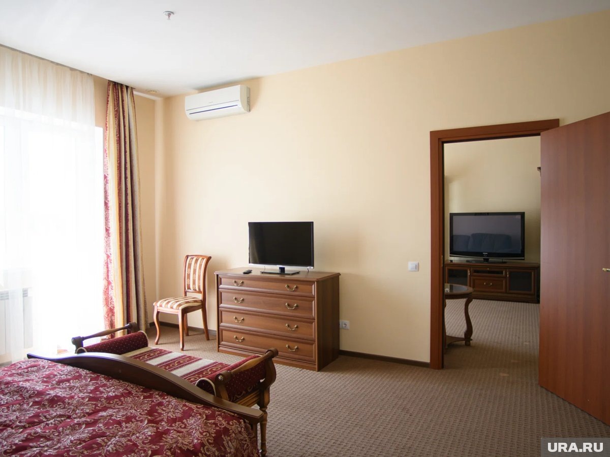     Гостиница «Югра» откроется после капремонта в 2026 году