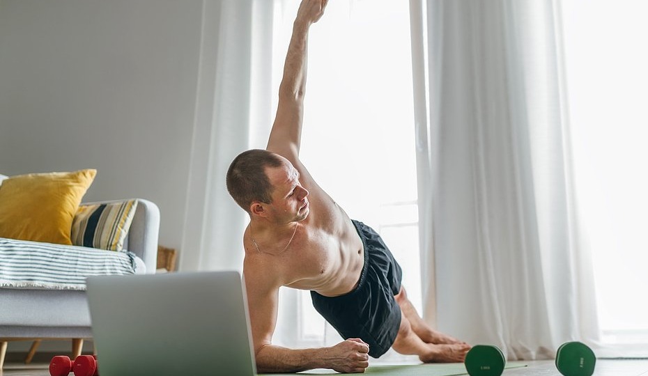 Как убрать жир с боков и уменьшить талию: причины, диета, упражнения