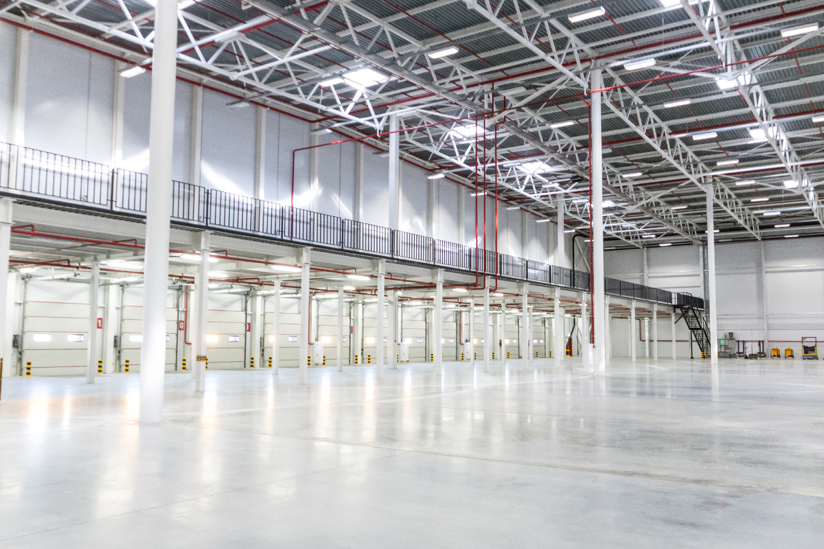 Логистический центр и терминал «Внуково-Логистик», на объекте применялся огнезащитный состав RAUM-PROFIE W21