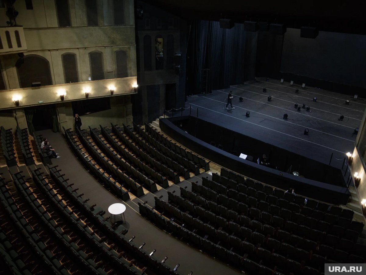     Театр Перми готовятся к выходным