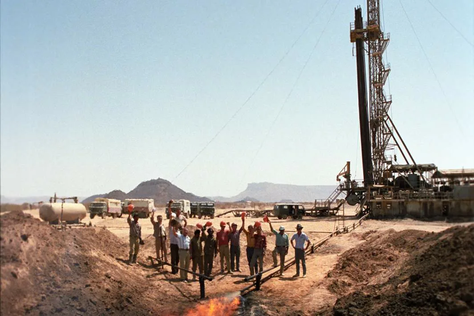 Нефтяная вышка в Уганде