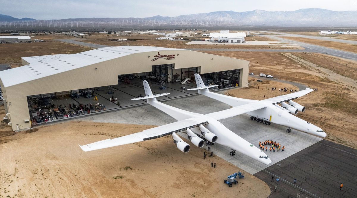 Самолет Stratolaunch