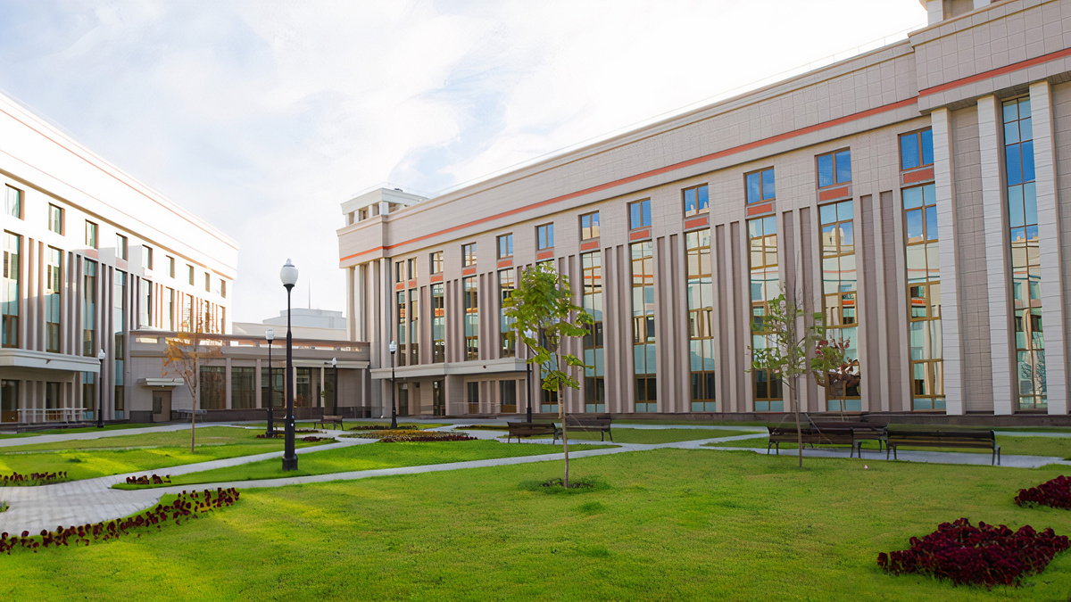 Гимназия МГУ