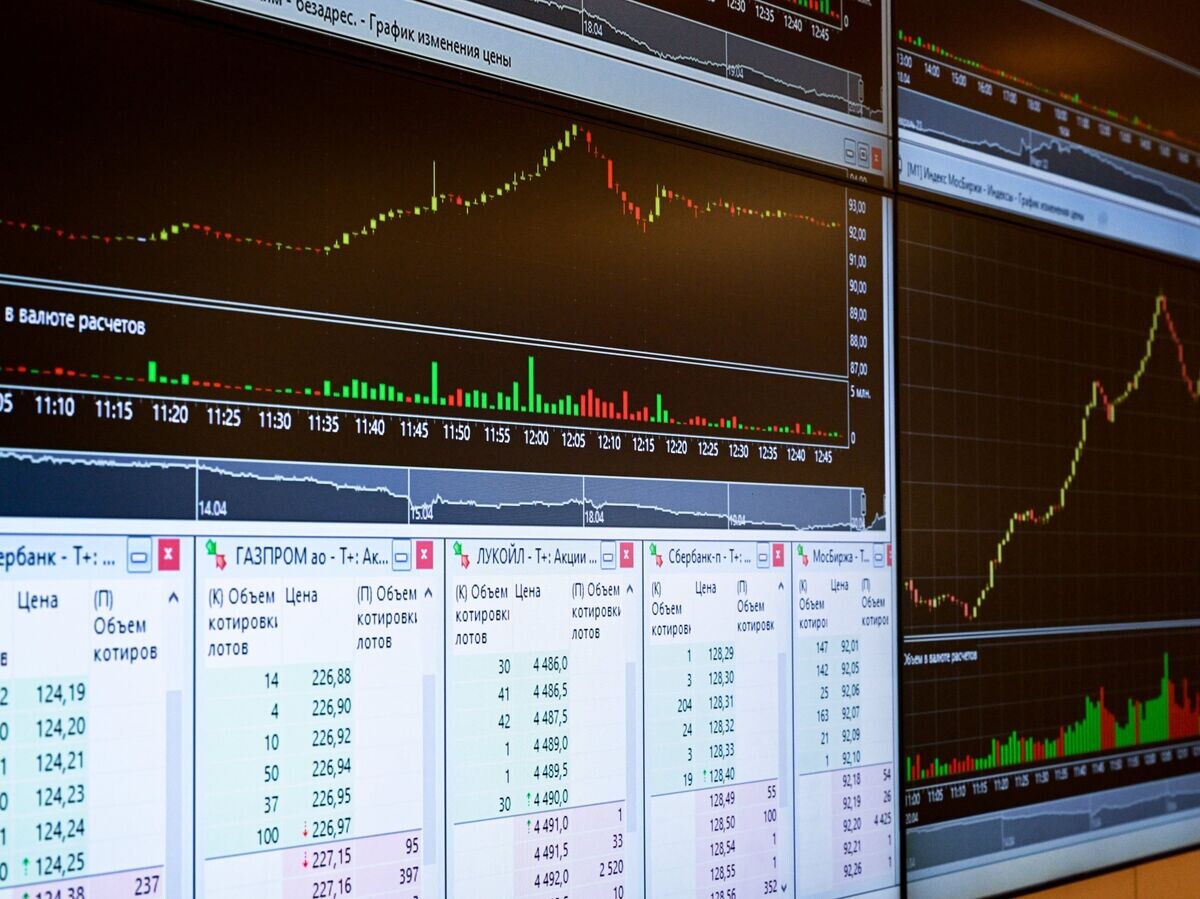    Московская биржа© РИА Новости . Сергей Гунеев