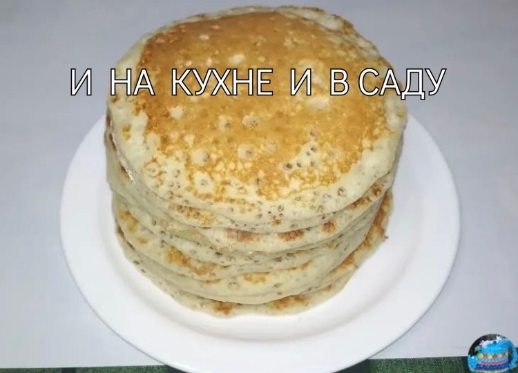 Блины с манной крупой /мордовские дрожжевые блины/.