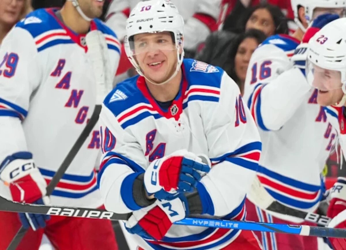     Фаны из Нью-Йорка о варианте с обменом Панарина: лучше получить хоть что-то, чем ничего