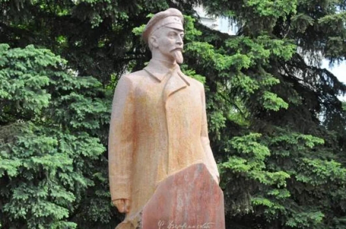    Споры вокруг Феликса.