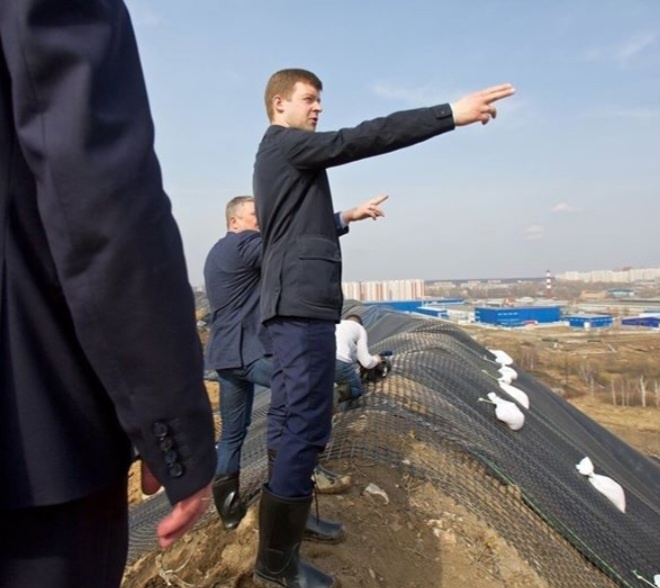 Глава Округа Балашиха Юров разводит только руками, но отправление жителей округа от Кучинского полигона и незаконной Кучинской свалки продолжается, но все молчат, включая СМИ.