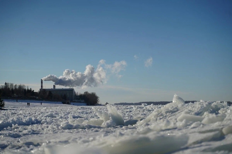    Переправа приостановлена Светлана МАКОВЕЕВА
